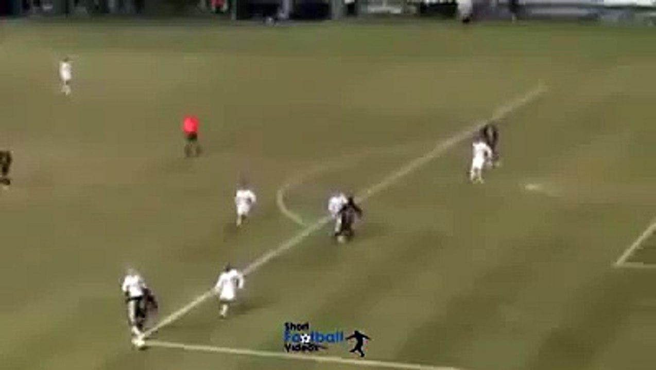 Incredible skills | Sessegnon vs. Three Players
