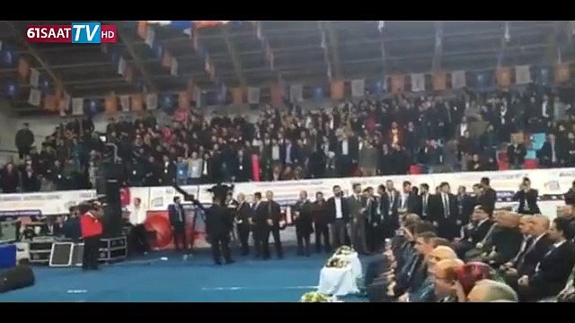 AK Parti Trabzon İl Gençlik Kolları Kongresinde Tekbir Sesleri