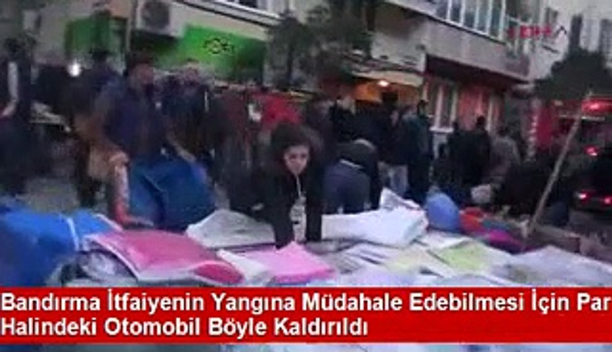 BANDIRMA CUMARTESİ PAZARINDA YANGIN VE CURCUNA!