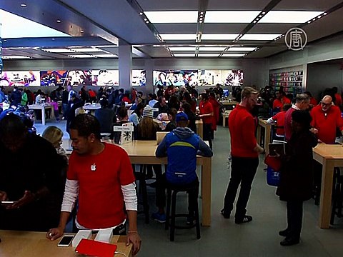 На Apple подали в суд за «кражу» специалистов