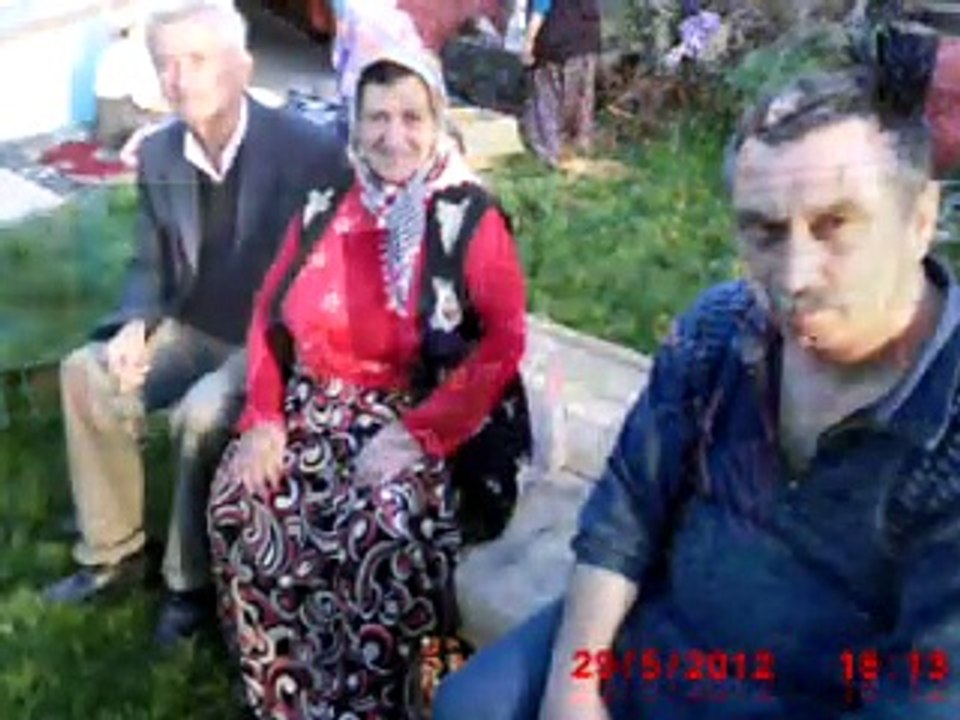 Nedim varol, Tufanbeyli,Adana  (Derdim çoktur. Bahçe .2012 )