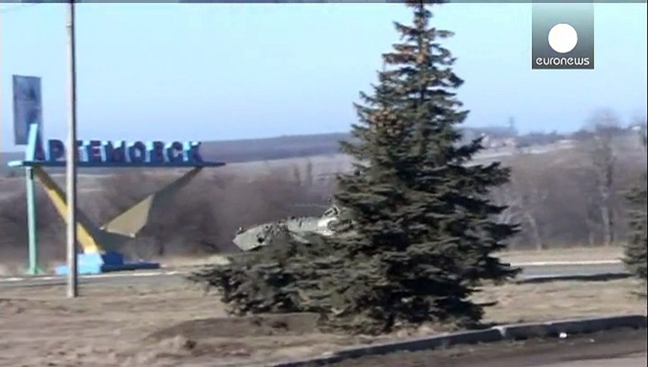 Hoffnungsschimmer im Donbass: Waffenabzug und Gefangenenaustausch haben begonnen