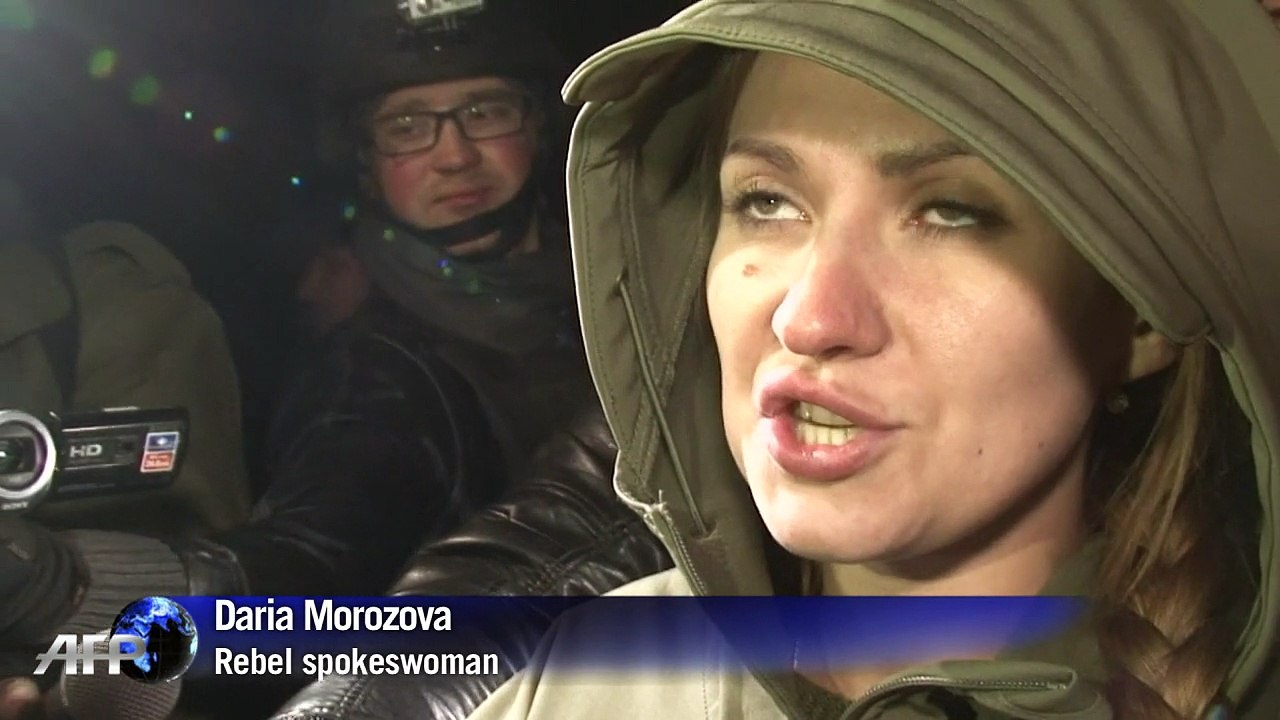 Ukraine's warring sides swap prisoners