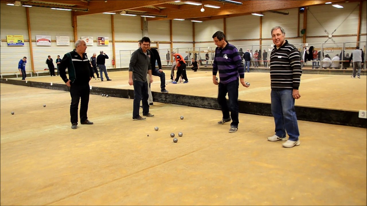 Pétanque. 44 doublettes du 21 février 2015. Pont-de-Vaux