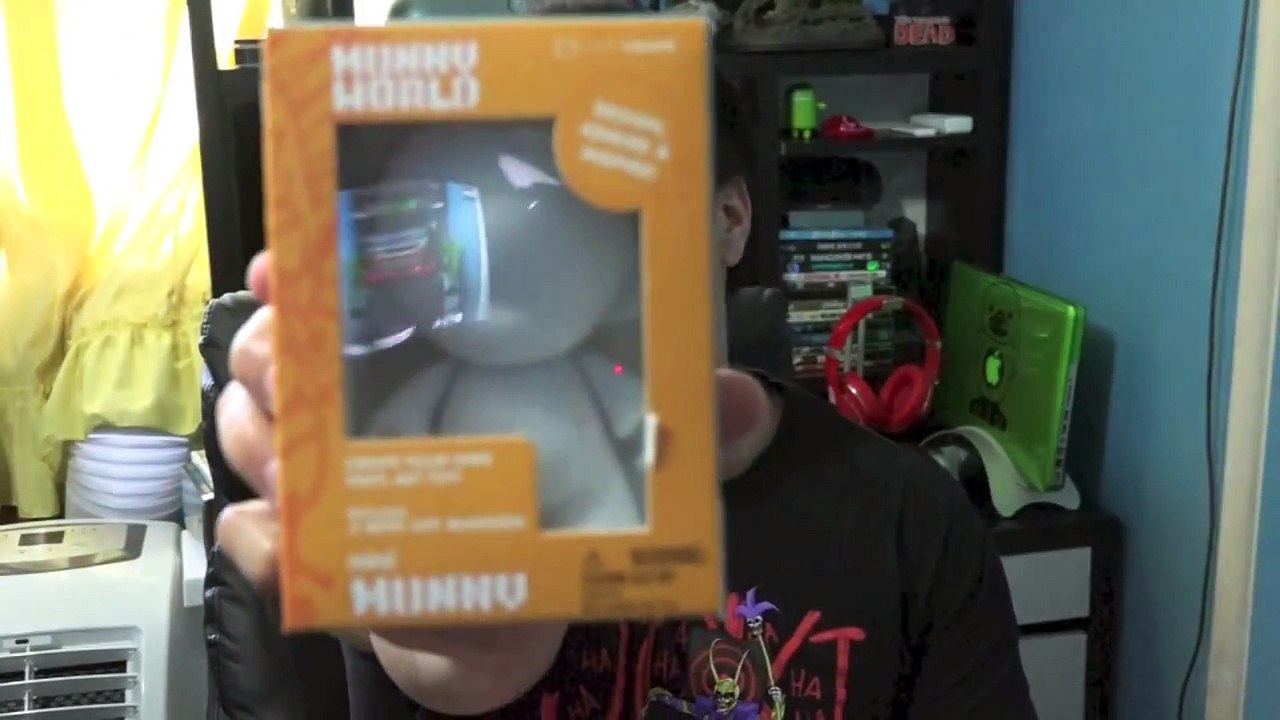 LootCrate (February 2015) Unboxing! [HD] (PLAY Theme)