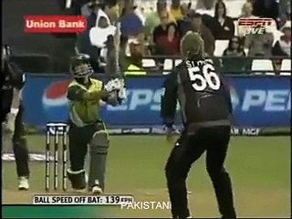 Imran Nazir 5 sixes Against New Zealand