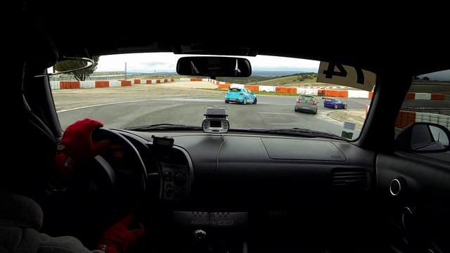 Honda S2000 vs Lotus Exige Spildoom Lédenon 21 02 2015