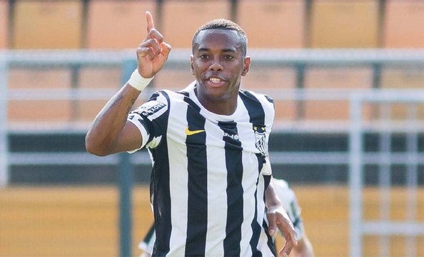 Robinho desencanta, brilha e garante vitória do Santos