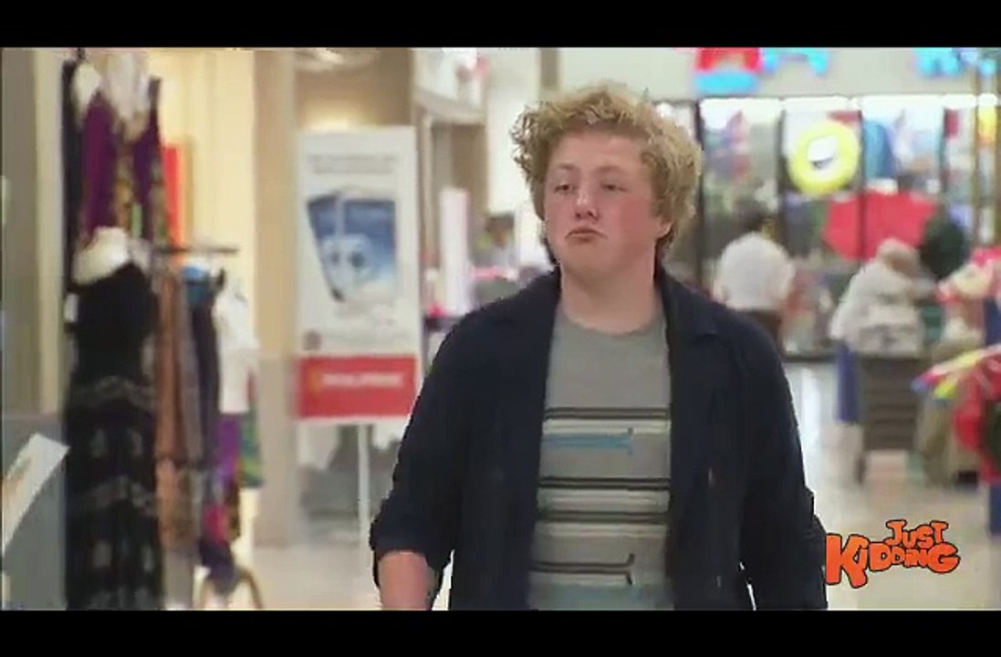 Art Museum Bubblegum Fail