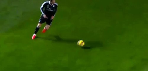 Elche vs Real Madrid: Brutal falta contra Gareth Bale (VIDEO)