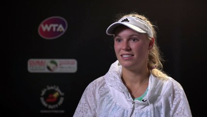 Dubai-  Wozniacki no puede parar de toser