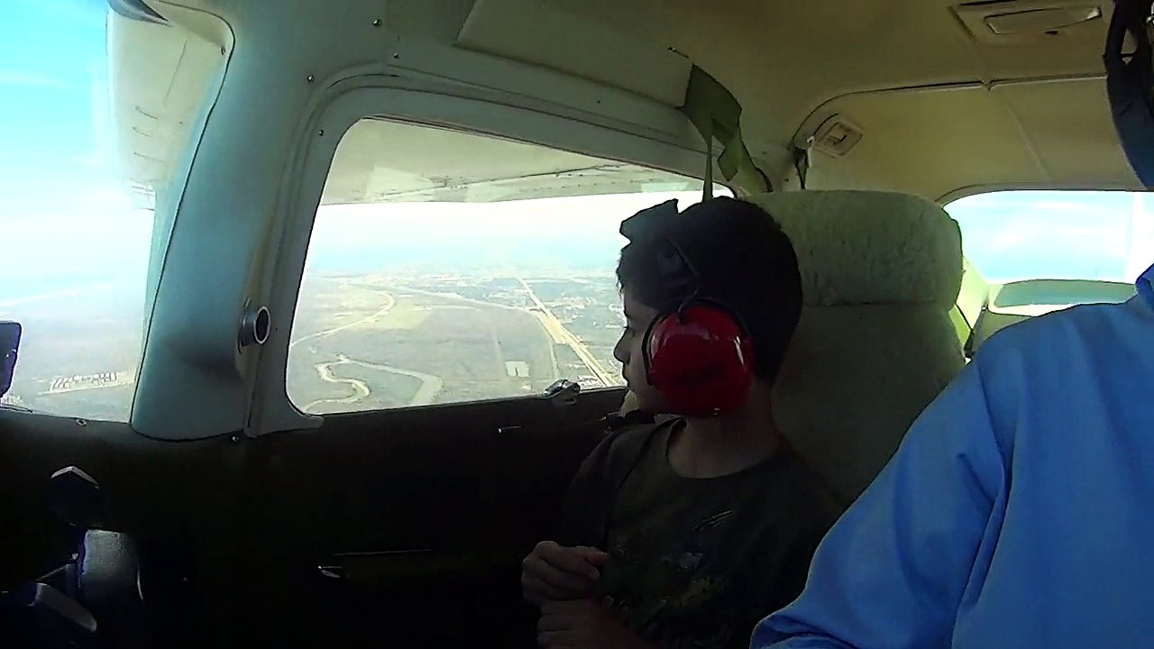Ayman's second flying lesson!