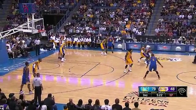 Kobe Gives Curry Respect After Draining Long Three