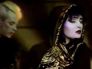 SIOUXSIE & THE BANSHEES – "CANDYMAN" Lip sync, ultra rare ('C'est Encore Mieux L'après-midi' French TV, 17 April 1986)