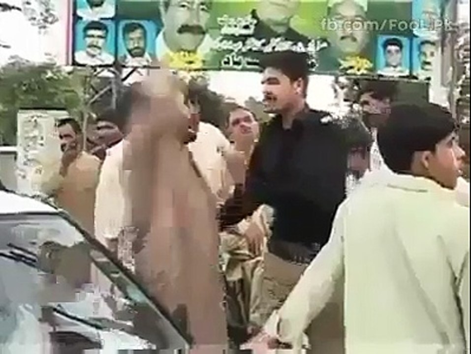 Police flirt pathan's wife ! check his Reply !