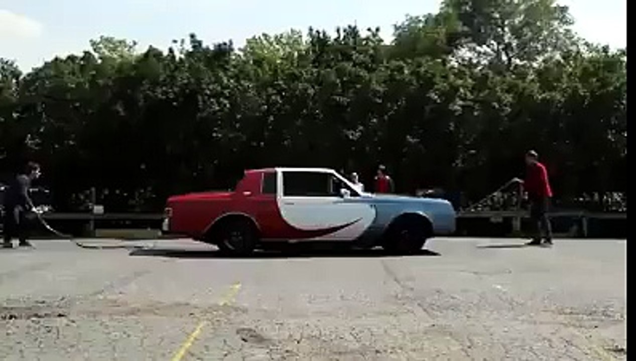 Otomobille İp Atlama Sanatı