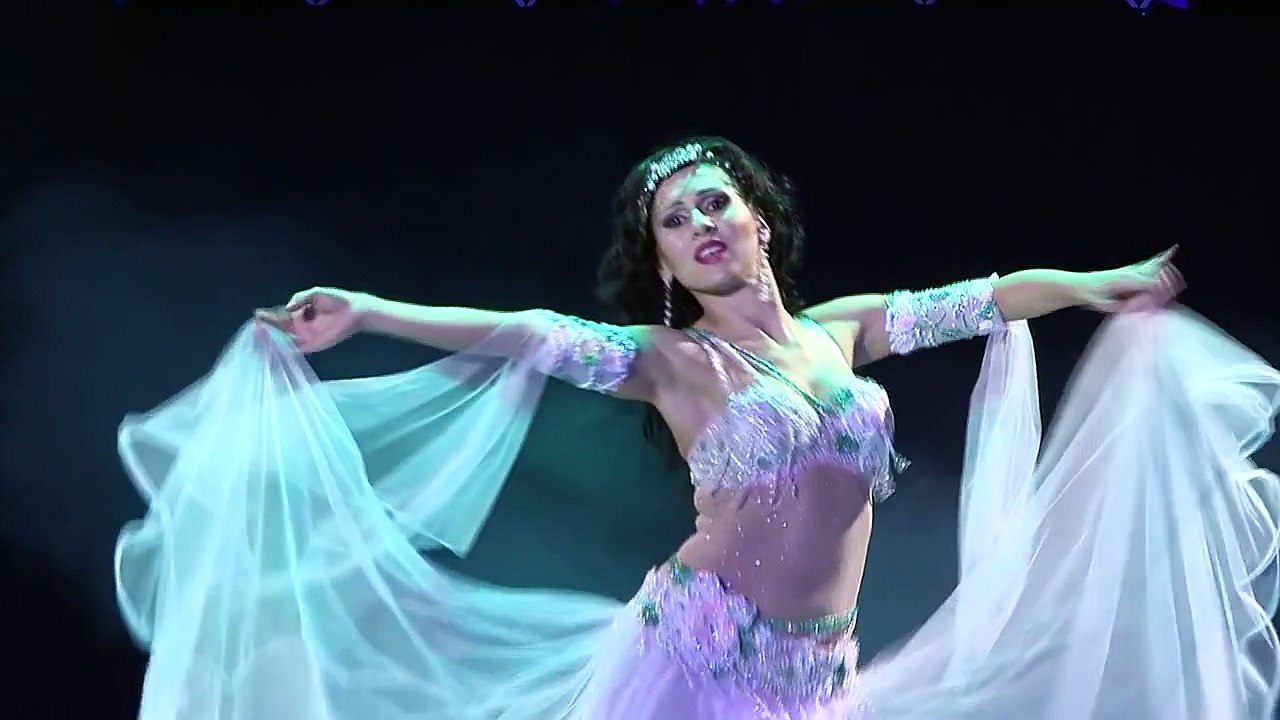 Amira Abdi belly dance - Alf Leila wa Leila 2013