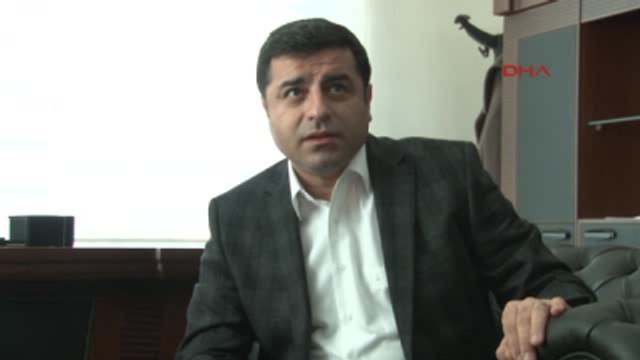 Diyarbakır-ek- Demirtaş Hükümet,ışid ile Mücadele Konusunda Pyd ile İşbirliğinin Önemli Olduğunu...
