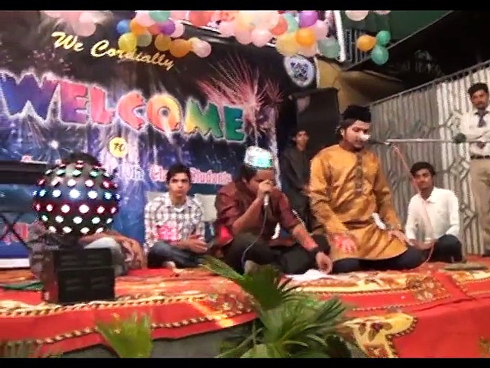 Danda Mere Negahon m phirta rahay