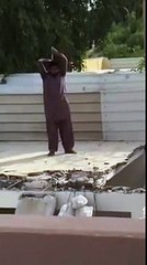 Bindiği Dalı Kesen Adam