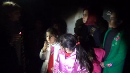 Evi Yanan Aileye Gönüllüler Sahip Çıktı