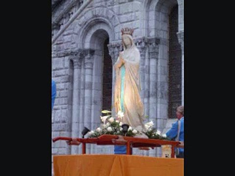 ترنيمه العذراء في بيتنا - للمرنم بولس ملاك