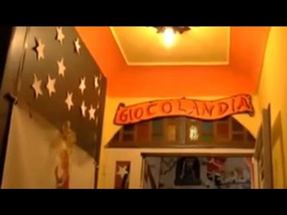 Napoli - Via Duomo, arriva la ludoteca Giocolandia -2- (27.11.14)
