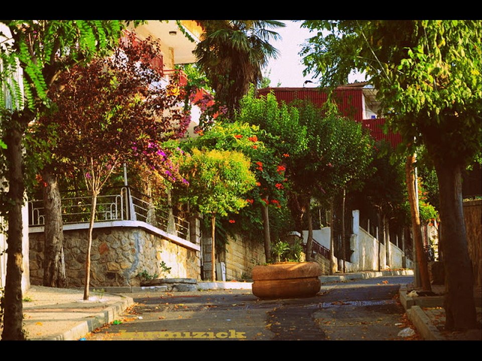 hava yağmurluydu ve ben seni  çok özledim