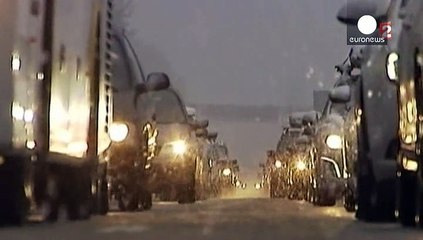 Francia in tilt per la neve: in 15.000 bloccati lungo le strade per le stazioni sciistiche