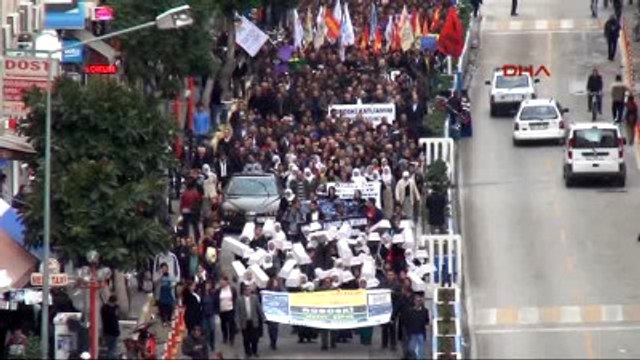 Mersin'de Tabutlu Uludere Protestosu