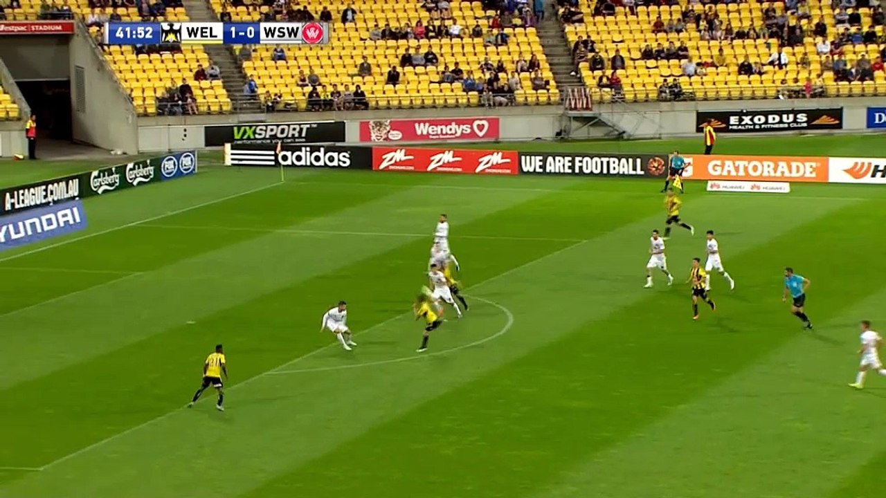 A-League: Wellington zaubert per Hacken-Kombo