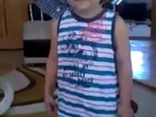 Sıpa fena !!! Düz duvara böyle çıkılır.!!