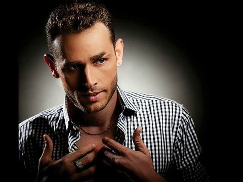 מושיק עפיה - כמו סוד קריוקי