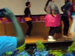 MOV01341: Gangnam Style in a Bangkok High School