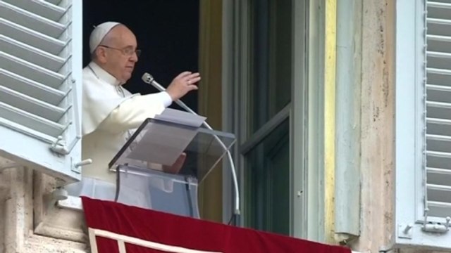 Pope Francis prays for AirAsia missing plane, Greece ferry disaster