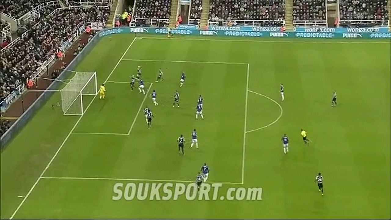 نيوكاسل يونايتد 3-2 إيفرتون