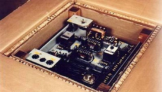 Lightweight transport boxes