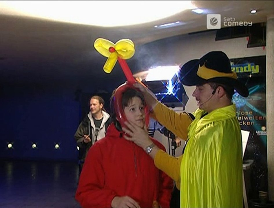 Die Harald Schmidt Show - 1003 - 2001-11-22 - Mariele Millowitsch, Diana Krall, Andrack war in Harry Potter