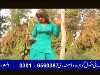 Pakistani Full Nanga Mujra In Garden Hot Mujra