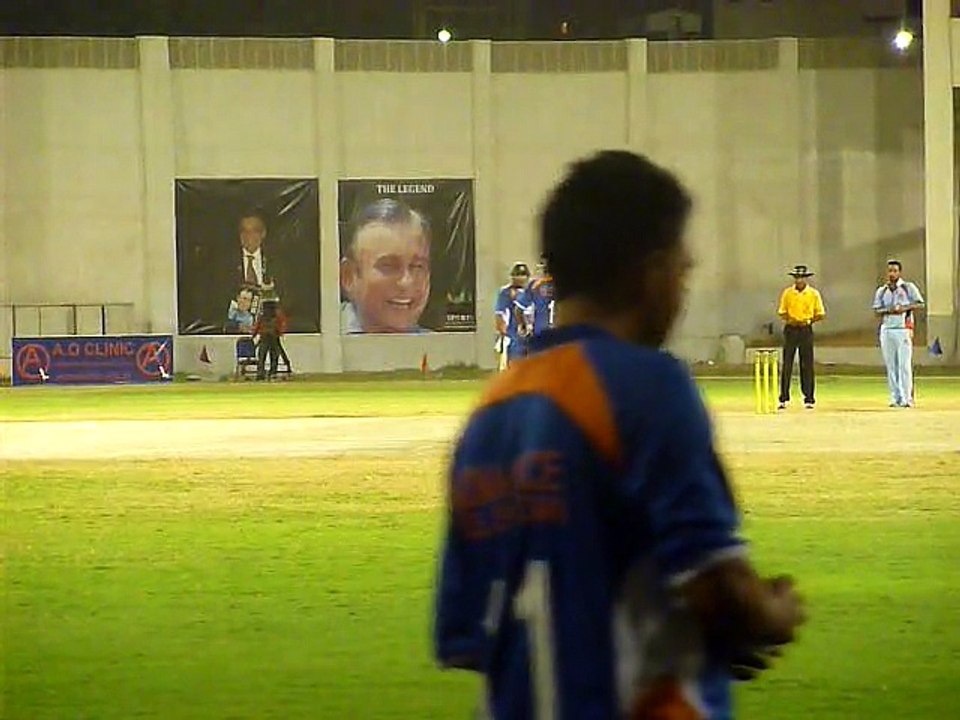 ATIF MAQBOOL BOWLING 16-07-14 SHARJEEL KHAN & MUKHTAR BATTING TMC v ATCC QF CMNTRY NADEEM BUKHARI 4th QUARTER FINAL ADVANCE TELECOM CRICKET CLUB KARACHI vs  TOUCH ME MEDICAM CRICKET CLUB KARACHI  19TH DR. M.A. SHAH NIGHT TROPHY RAMZAN CRICKET FESTIVAL(20)