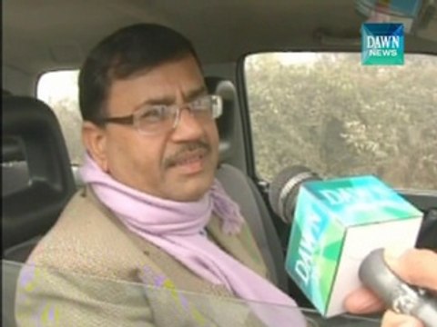 Dense fog engulfs Punjab, disrupts routine life