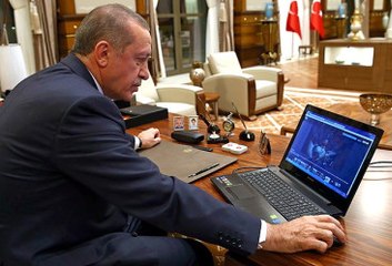 Erdoğan'a Göre 2014'ün En Güzel Karesi!