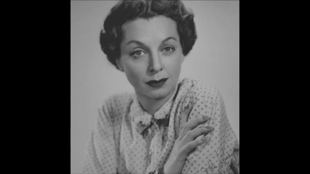 HOMENAJE A ANN TYRRELL