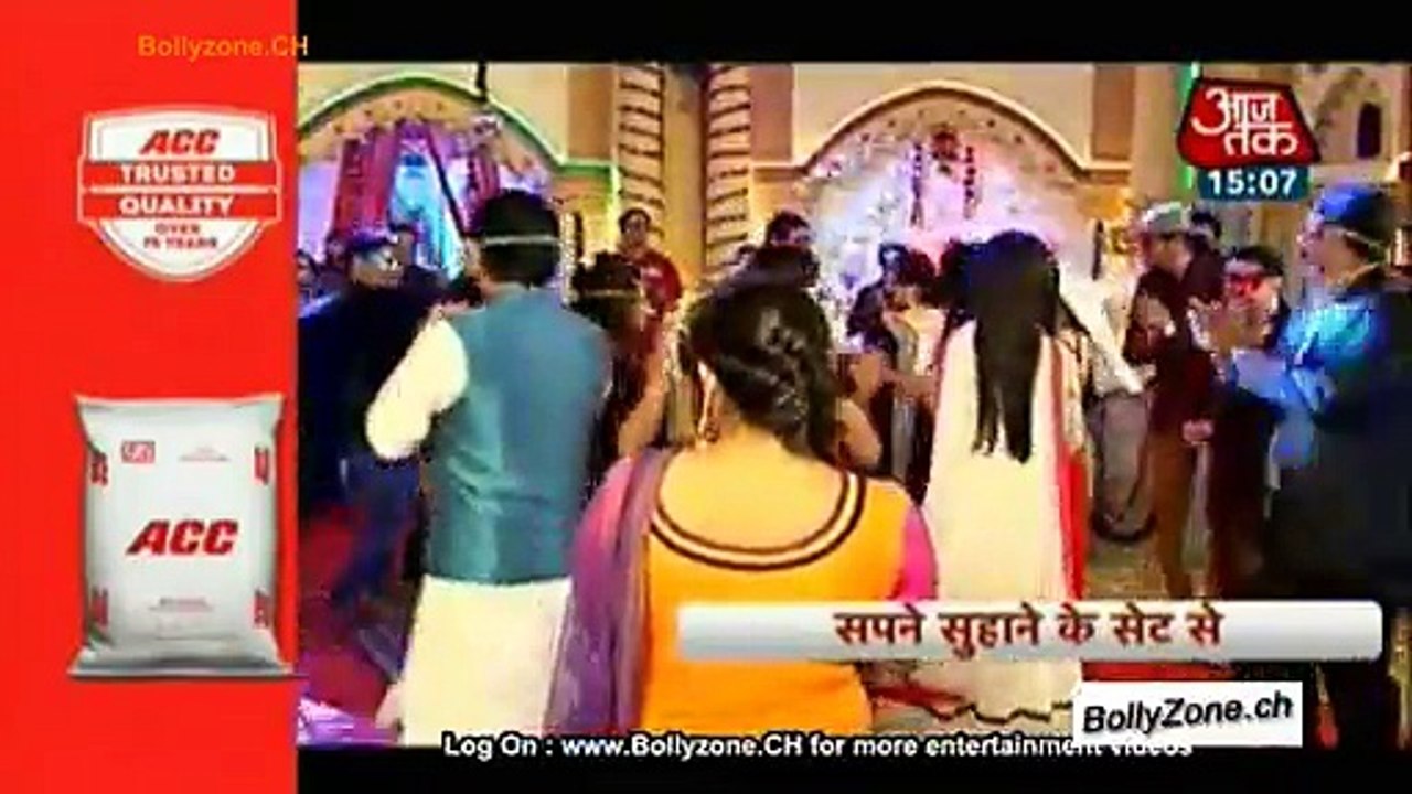 Rachana-Gunjan Ki New Year Party!! - Sapne Suhane Ladakpan Ke - 29th Dec 2014