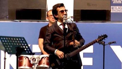 Ak Parti İçin Şarkı Yazınca Linç Edildi