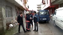 Beykoz'da Lodos Çatı Uçurdu