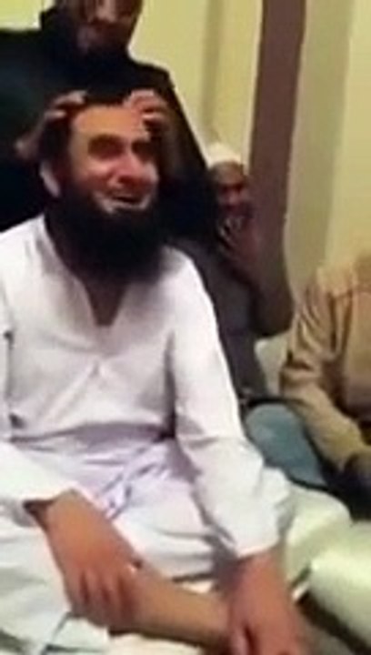 Leaked Video  Maulana Tariq Jameel and Other Mullah's Discussion in a Private Ro