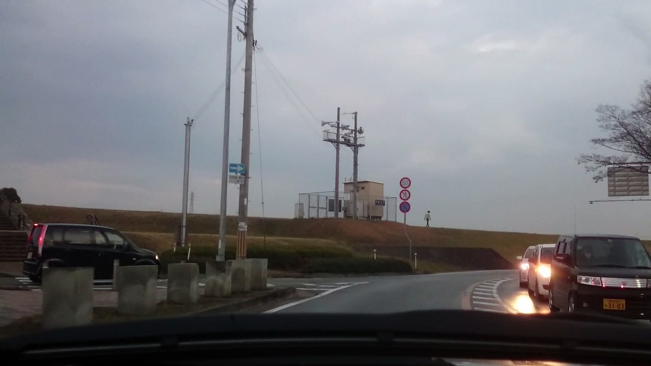 ドライブ映像　 高砂市の川沿いの道を南に走る      Takasago  Japan