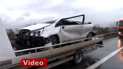 Üzerine Tır Devrilen Otomobilden Sağ Kurtarıldı