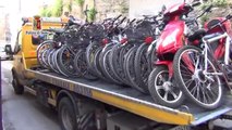 Palermo - la Polizia scopre tre magazzini con 31 biciclette rubate